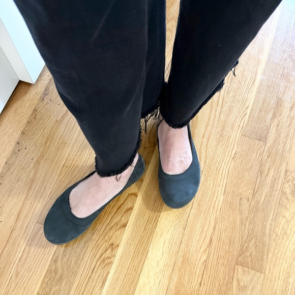 Merrell Vibram Glimmer Glove Ballet Flats – Black | Slip-On Minimalist Shoes - Picture 8 of 9